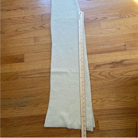 Princess Polly Lamarca Knit Set Beige Size 6 2-Piece Bellbottoms Disco Cropped - Picture 11 of 12